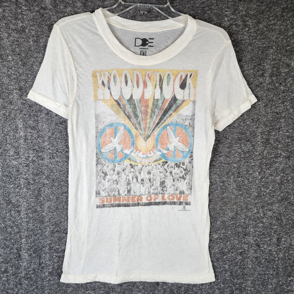 Woodstock T-Shirt Women M Summer of Love White Graphic Short Sleeve DOE EUC